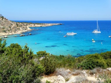 plaj sahil peyzaj Akdeniz deniz Kıbrıs Adası 