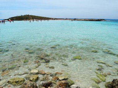 plaj sahil peyzaj Akdeniz deniz Kıbrıs Adası 