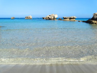 plaj sahil peyzaj Akdeniz deniz Kıbrıs Adası 