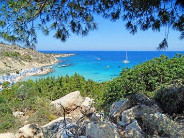 plaj sahil peyzaj Akdeniz deniz Kıbrıs Adası 