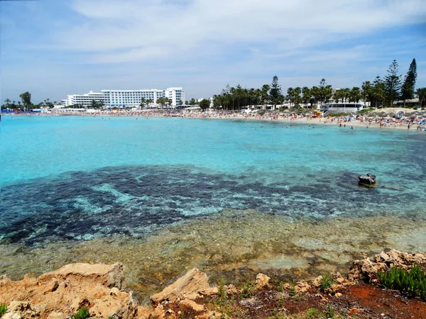 plaj sahil peyzaj Akdeniz deniz Kıbrıs Adası 