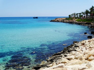 kayalık sahil peyzaj Akdeniz deniz Kıbrıs Adası 