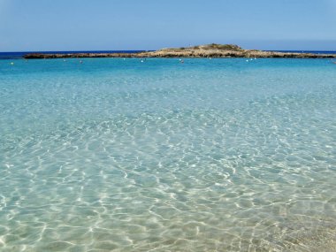 plaj sahil peyzaj Akdeniz deniz Kıbrıs Adası 