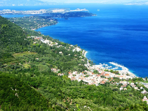 Küstenlandschaft ionisches Meer auf der Insel Korfu — Stockfoto