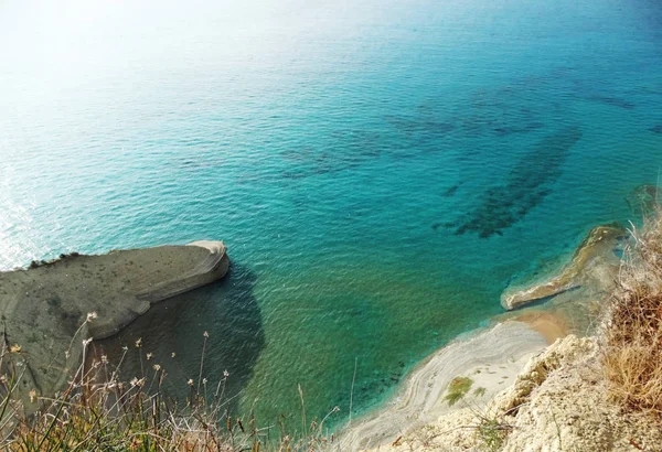 mavi lagün sahil peyzaj Ionian sea Corfu adasında 