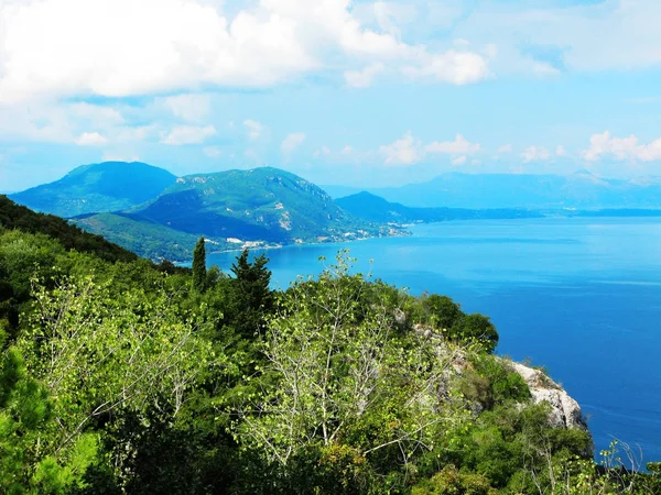 Blaue Lagunenküste Landschaft ionisches Meer auf Korfu Insel — Stockfoto