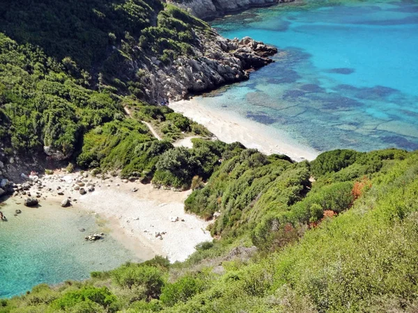 mavi lagün sahil peyzaj Ionian sea Corfu adasında 