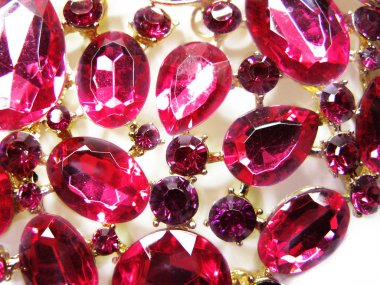 yakut mücevher kristaller safir Elmas mücevher 