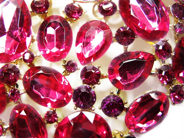 yakut mücevher kristaller safir Elmas mücevher 