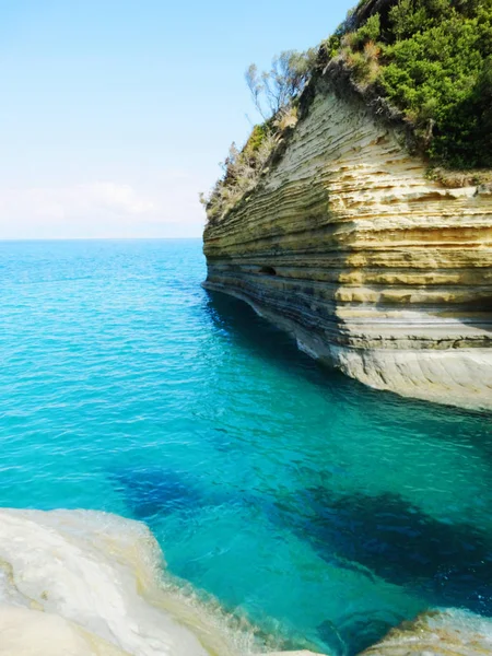 Sidari słynnej plaży krajobraz Morze Jońskie na wyspie Korfu — Zdjęcie stockowe