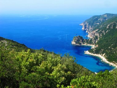 mavi lagün sahil peyzaj Ionian sea Corfu adasında 
