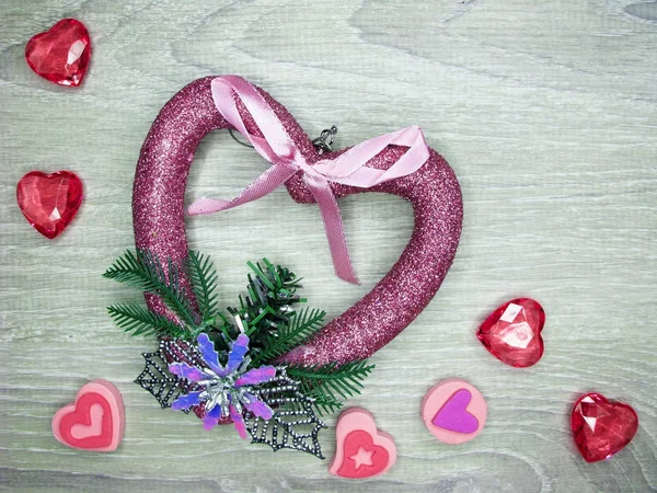 Valentine's day love holiday concept hearts on old wooden backgr — Stock Photo, Image