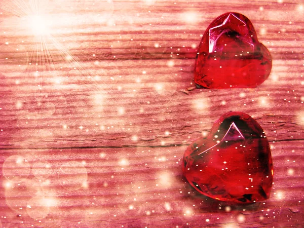 Cristal dois corações preciosos Dia dos Namorados amor férias conceito de volta — Fotografia de Stock