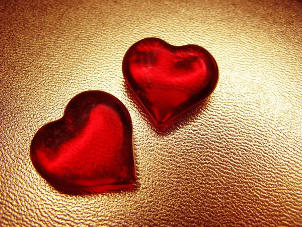 光沢のある赤い backgro のバレンタインの日の愛の休日概念心 — ストック写真