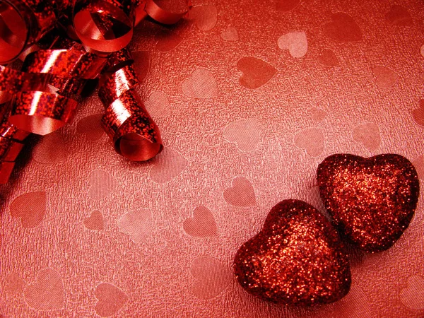 Día de San Valentín amor concepto de vacaciones corazones en rojo brillante backgro — Foto de Stock