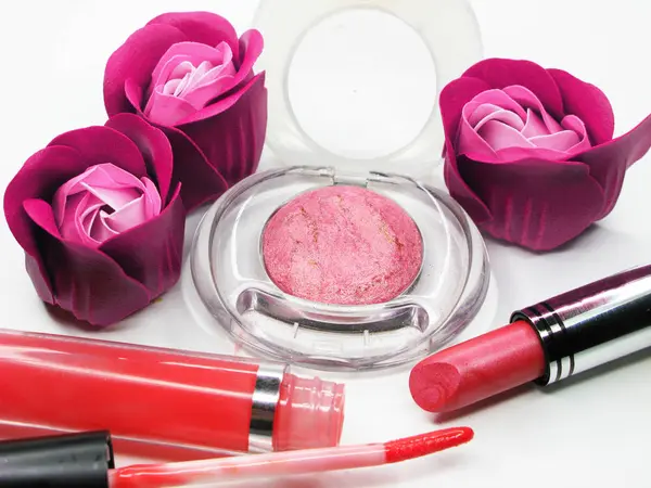 Batom sombras olho lipgloss grupo conjunto cosmético para maquiagem fash — Fotografia de Stock