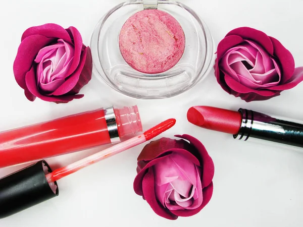 Batom sombras olho lipgloss grupo conjunto cosmético para maquiagem fash — Fotografia de Stock