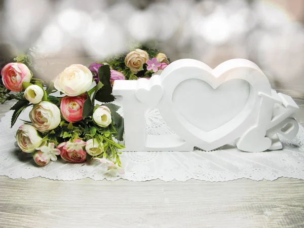 Corações e flores rosa saudação cartão dia dos namorados amor holid — Fotografia de Stock