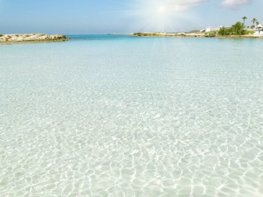 plaj sahil peyzaj Akdeniz deniz Kıbrıs Adası 