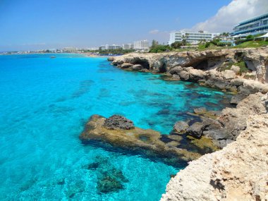 plaj sahil peyzaj Akdeniz deniz Kıbrıs Adası 