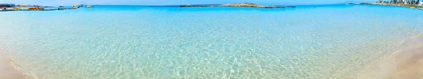 Panorama da praia costa paisagem Mediterrâneo mar Chipre islã — Fotografia de Stock