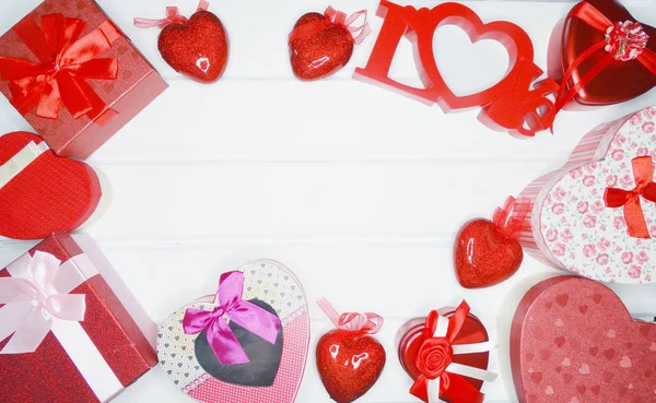 Confezione regalo cuore decorazione per amore regalo di San Valentino — Foto Stock