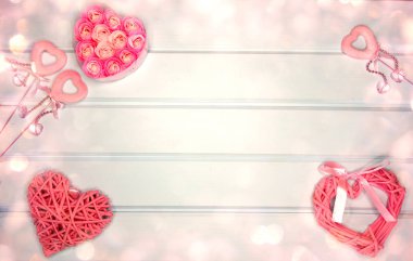 aşk sevgililer günü hediyesi için kalpler dekor