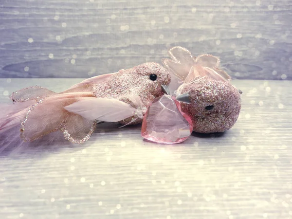 Pár madarak dekoráció a szeretet Valentin napi ajándék — Stock Fotó