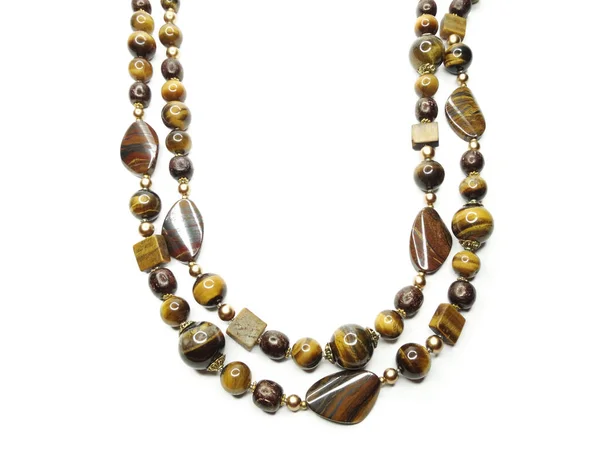 Mode Perlen Halskette Schmuck mit Halbedelsteinen Tigerauge — Stockfoto