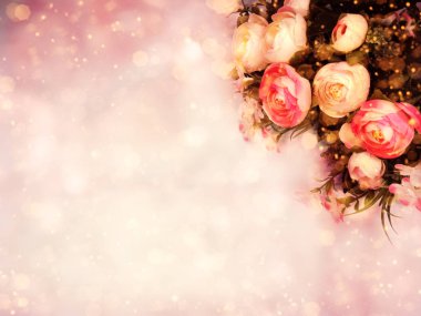 çiçekli şakayık ve yaprakların bahar arkaplanı 