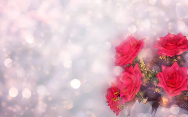 Frühling Hintergrund der blühenden Rosen und Blätter — Stockfoto