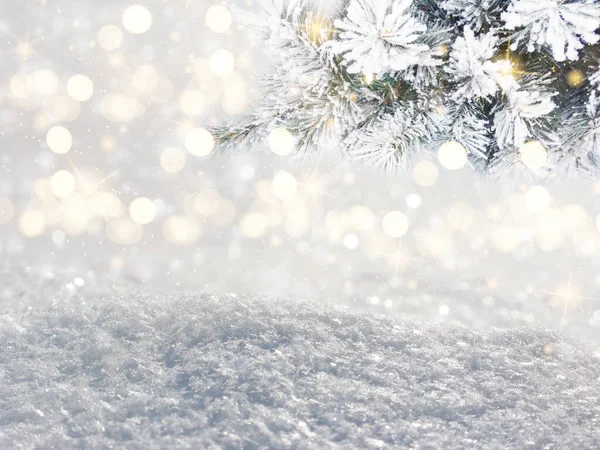 Winter Kerst Achtergrond Met Sneeuw Sparren Takken Kegels Bos Achtergrond — Stockfoto