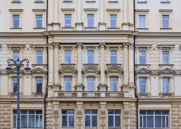 Vintage Architektura Budynek Fasada Widok Przodu Bliska — Zdjęcie stockowe