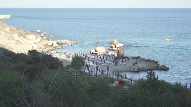 Vista panorâmica da praia e do Mar Mediterrâneo — Vídeo de Stock