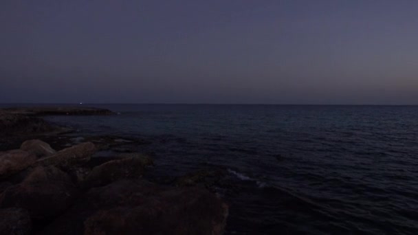 Atardecer en la playa de Ayia Napas — Vídeos de Stock