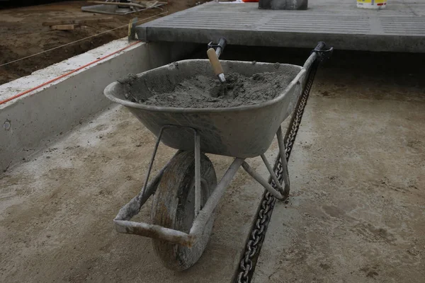 Wheelbarrow Filled Cement Trowel — Stock Photo, Image