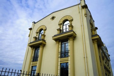 Art Nouveau tarzı ev,