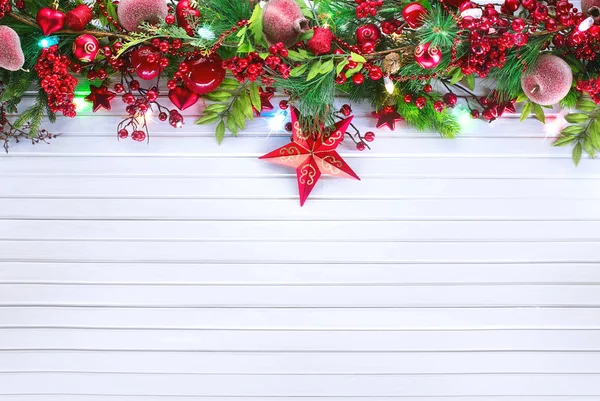 Vánoční Dekorace Bílé Dřevěné Pozadí — Stock fotografie