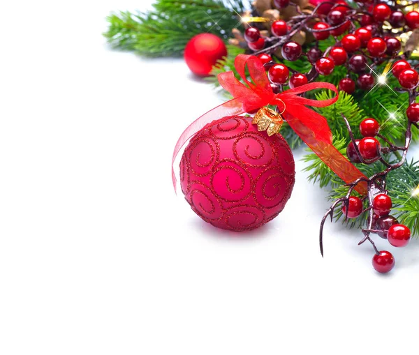 Weergave Van Rode Kerstdecoratie Sluit Witte Achtergrond — Stockfoto