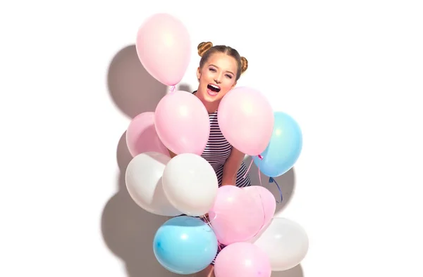 Vrolijke Tienermeisje Met Kleurrijke Lucht Ballonnen Plezier Witte Achtergrond — Stockfoto