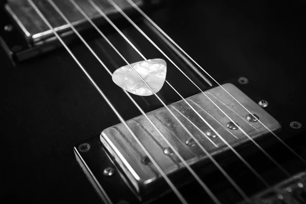 Guitarra acústica de cerca — Foto de Stock