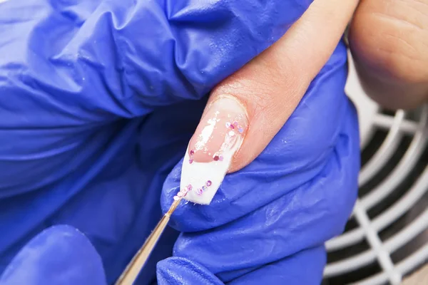 Manicure in beauty shop. — Stock Photo, Image