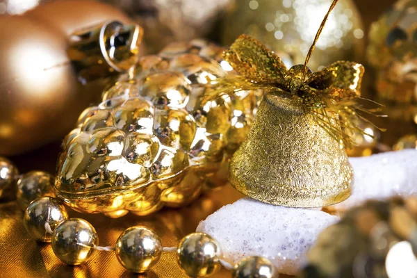 Natal fundo de ouro — Fotografia de Stock
