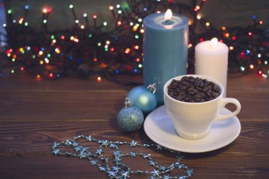 Natürmort bir fincan kahve ve mum