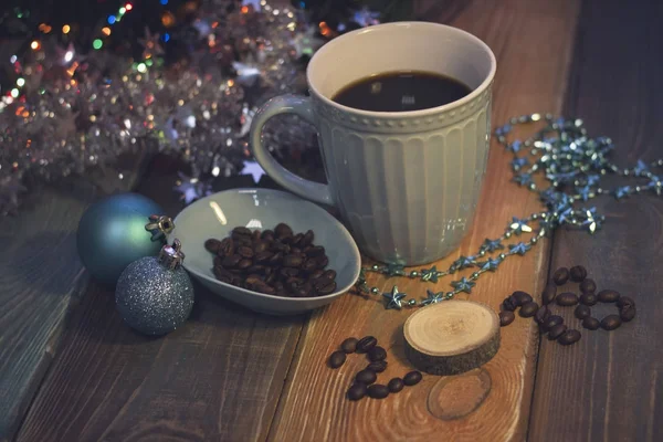 Csendélet egy csésze kávét, és 2018-felirat — Stock Fotó