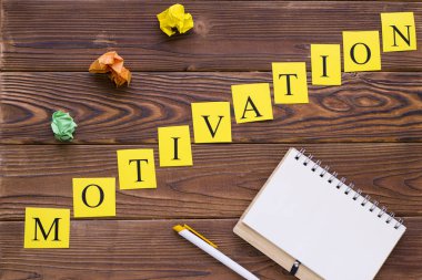 Motivation diagonal inscription