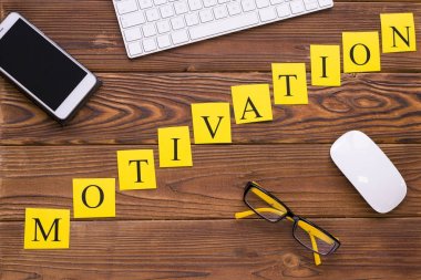 Motivation diagonal inscription