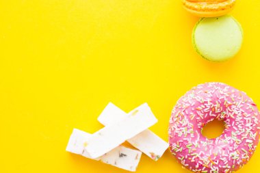 Pasta ve meyve Kahvaltı