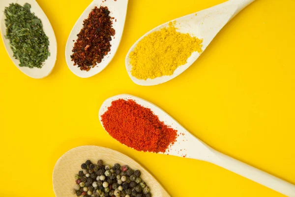 Set of spices and herbs — Stock Photo, Image