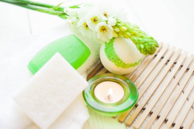 Aromaterapi yeşil kavramı